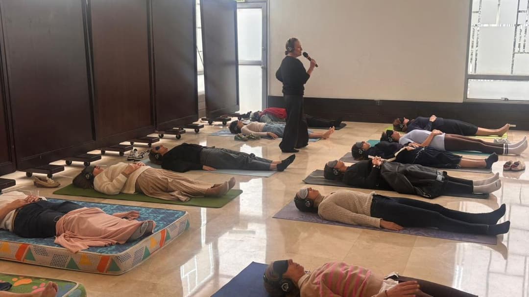 Breathwork group class in Bogotá, D.C.
